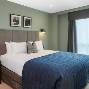 Deluxe 1 Bedroom Apartment Terrace